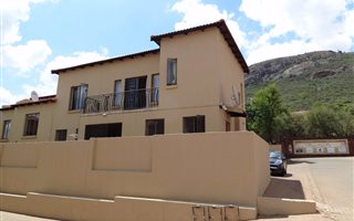 3 Bedroom Townhouse in Melodie