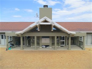 4 Bedroom House in Dana Bay