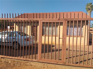 440 m² Land available in Mamelodi East