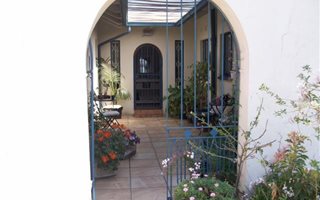 5 Bedroom House in Brackendowns