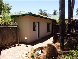 2 Bed Garden Cottage in Garsfontein