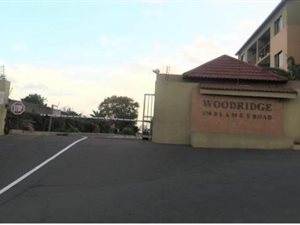 1 Bed Flat in Montclair