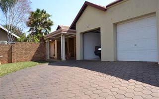 3 Bedroom Duet in Bergtuin