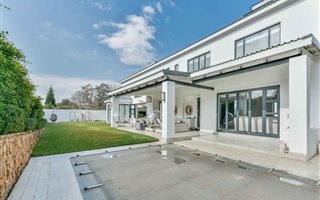 4 Bedroom House in Birdhaven