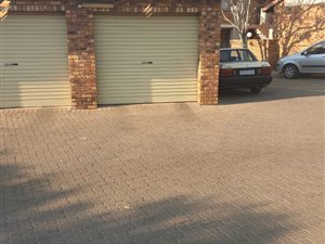 2 Bed Apartment in Theresa Park