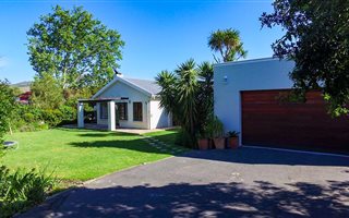 3 Bedroom House in Land en Zeezicht