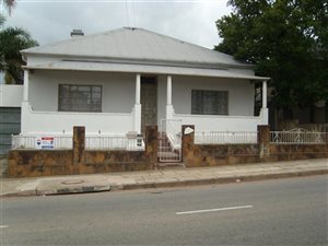 3 Bedroom House in Uitenhage Central