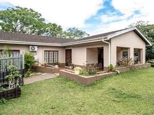 3 Bed House in Bellair
