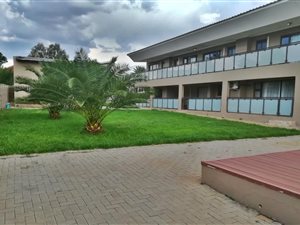 1026 m² Commercial space in Langenhoven Park