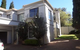 4 Bedroom Cluster in Bryanston