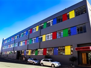 Bachelor apartment in Brakpan Central