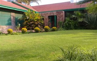 3 Bedroom House in Penina Park