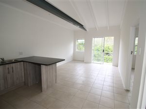 2 Bed Flat in Bonnie Doone