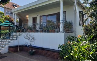 1 Bedroom Garden Cottage in Glenwood