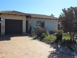 3 Bed House in Langebaan Country Estate