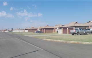 3 Bedroom House in Clayville
