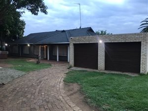 5 Bed House in Eldorado Park