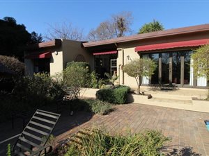 1 Bed Garden Cottage in Boskruin