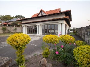 4 Bed House in Escombe