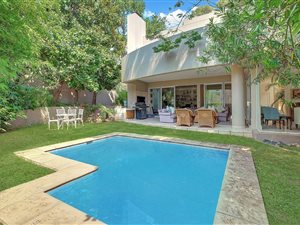 3 Bed Cluster in Hyde Park
