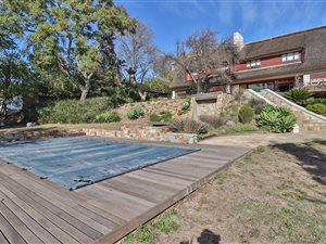 6 Bed House in Wellington Central