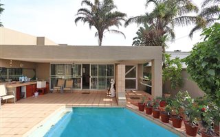4 Bedroom House in Orchards