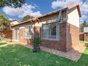 3 Bed Townhouse in Kyalami Hills