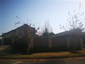 4 Bed House in Raslouw Manor