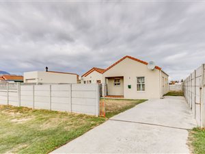 3 Bed House in Broadlands