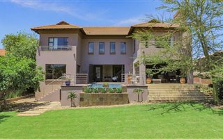 3 Bedroom House in Country View Estate