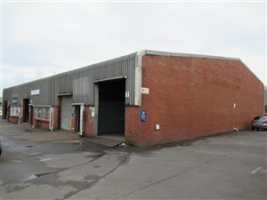 616 m² Commercial space in Alton