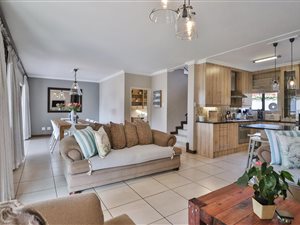 3 Bed House in Candlewoods Estate