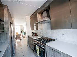 2 Bed Apartment in Sandton CBD