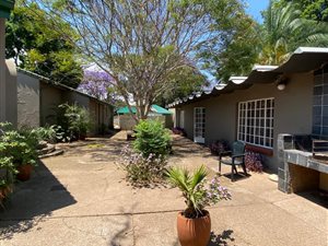 2000 m² Commercial space in Arcadia