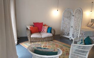 Studio apartment in Sunningdale