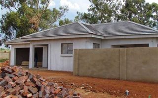 3 Bedroom House in Century Manor Estate