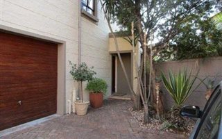 4 Bedroom Townhouse in Centurion Golf Estate