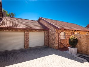 2 Bed Townhouse in Wierda Glen