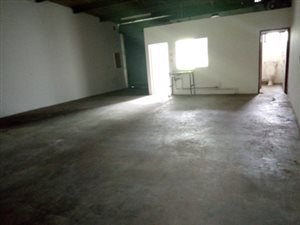 100 m² Commercial space in Sea Cow Lake