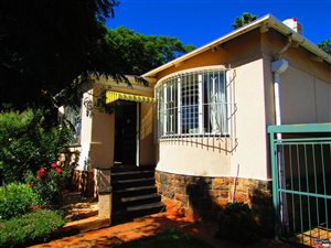 3 Bed House in Kensington