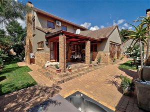 4 Bed House in Willowbrook