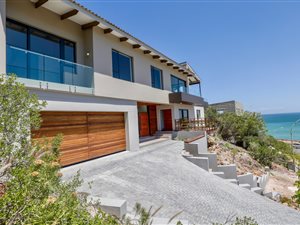 5 Bed House in Mountainside