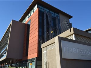 839 m² Office Space in Ashlea Gardens