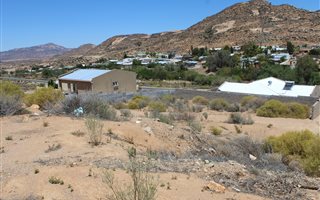 663 m² Land available in Springbok