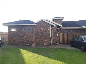 3 Bed House in Waldrift