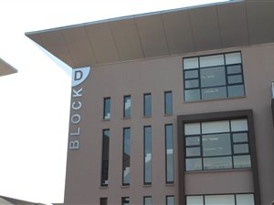 433 m² Office Space in Parkhaven