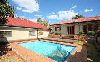 4 Bedroom House in Franklin Roosevelt Park