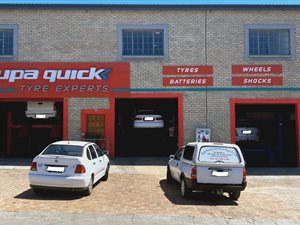 200 m² Commercial space in Plettenberg Bay
