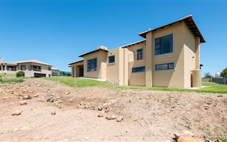 3 Bedroom House in The Hill Estate