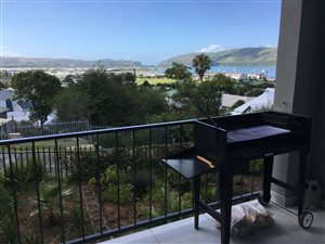 3 Bed Townhouse in Heuwelkruin